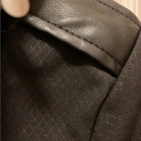 Michael Kors Belted Winter Coat w/ Faux Leather Trim Sz XS EUC!! - Picture 5 of 15